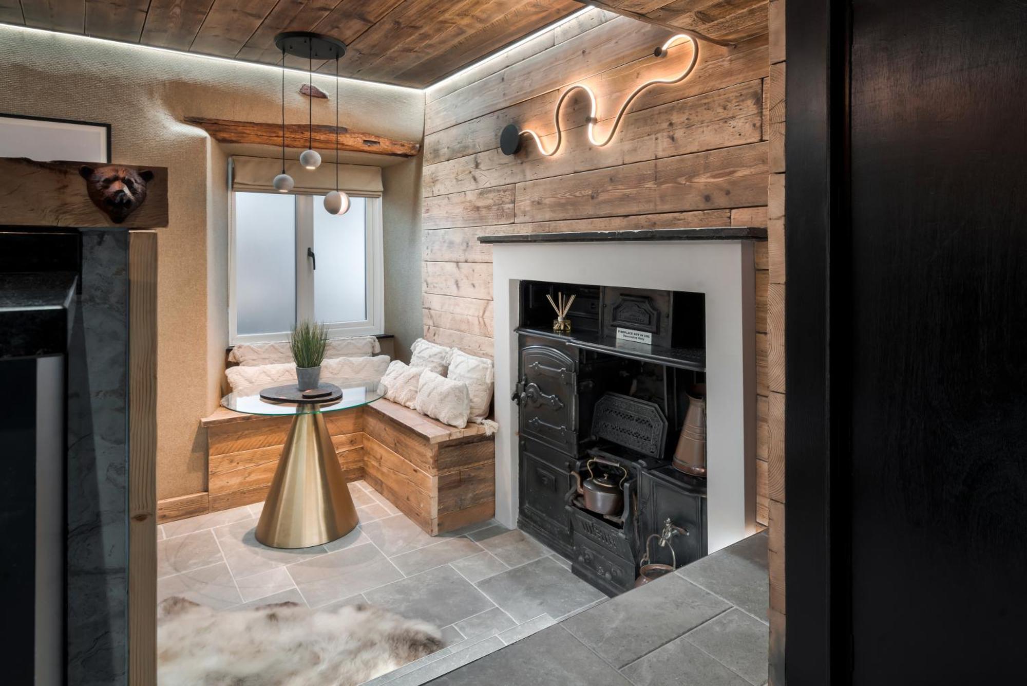 Coronation Cottages, Modernised 200-Year-Old Lake District Cottage Getaway For Two Lindale Exterior photo